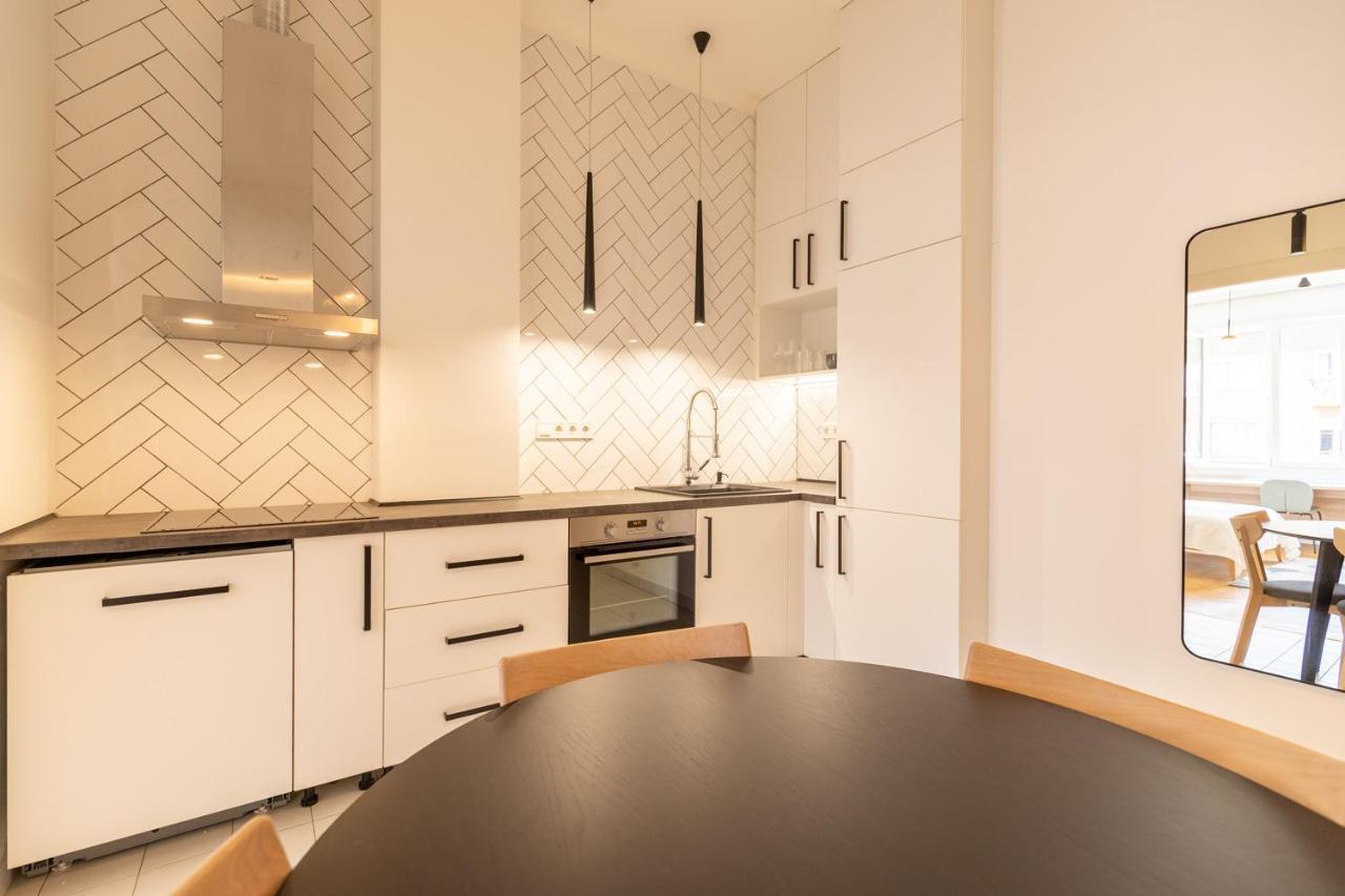 The Palm Springs Apartment بودابست المظهر الخارجي الصورة